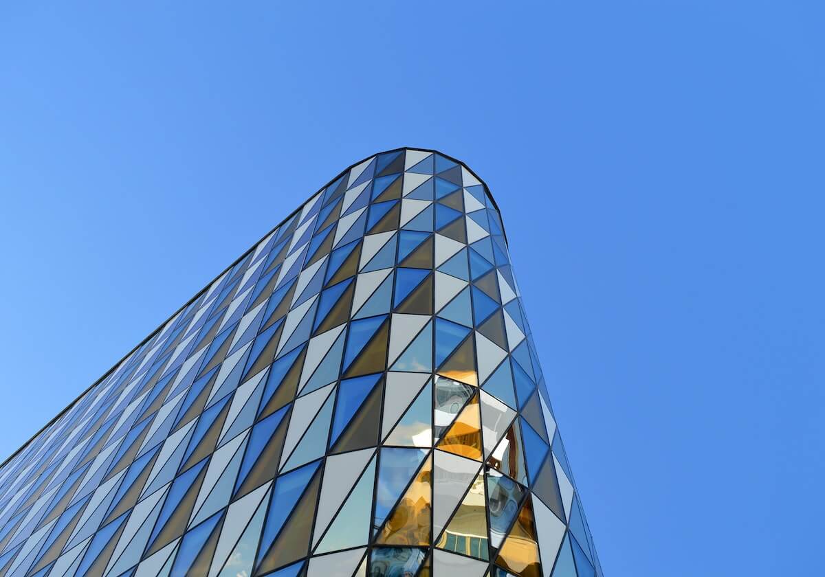 世界杯赛事投注-全场最低!杨瀚森13分5失误5犯规!正负值-14迷失自我....